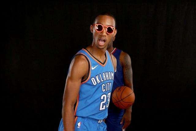 特朗普外孙女亮相白宫宴会，四岁能中文唱歌与背诵经典