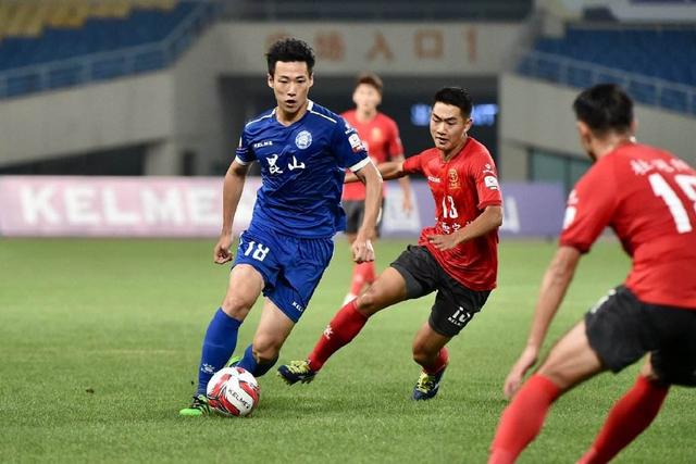 组图：世界杯-巴西2-1日本 马丁内利绝杀